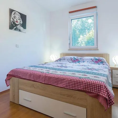Thalia Appartement *